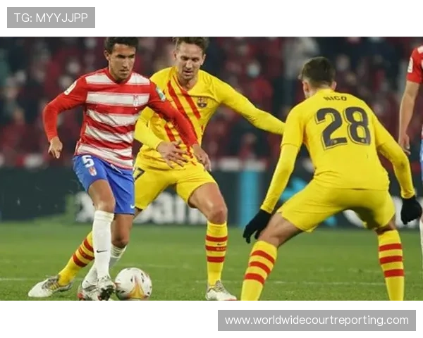 奥坎波斯状态回暖,展现出快速突破与精准传球的边锋实力,备受关注。 奥坎波斯状态回暖,展现出快速突破与精准传球的边锋实力,备受关注。