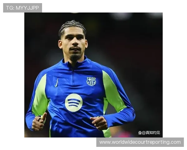 阿劳霍技术特点：防守稳健、对抗出色、出球能力持续提升